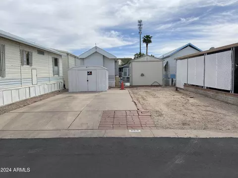 205 E Saguaro Dr #380, Florence, AZ 85132