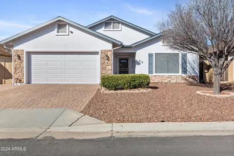 312 N La Paz St, Dewey, AZ 86327