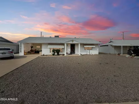 10632 W Sun City Blvd, Sun City, AZ 85351