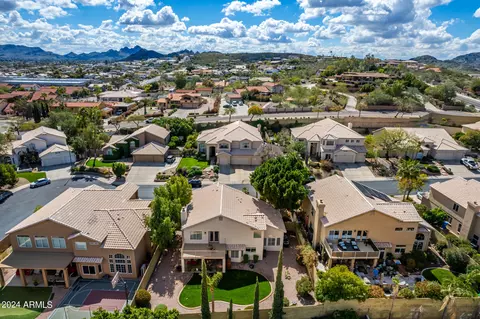 View/Area - 1726 E Sheena Dr, Phoenix, AZ 85022 photo 8 of 10