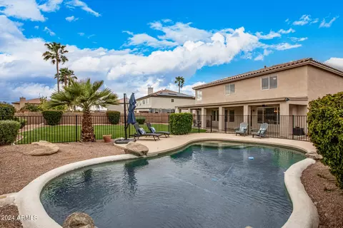 Exterior - 2537 E Sagebrush St, Gilbert, AZ 85296 photo 13 of 33