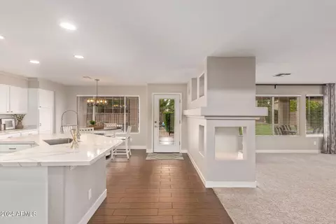 Kitchen - 2537 E Sagebrush St, Gilbert, AZ 85296 photo 6 of 6