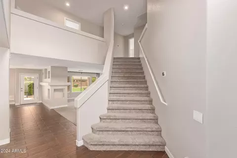 Entry Way - 2537 E Sagebrush St, Gilbert, AZ 85296 photo 2 of 3