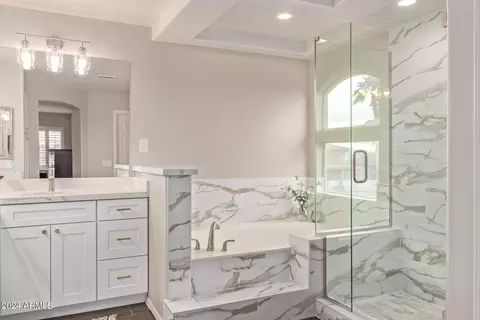 Bath - 2537 E Sagebrush St, Gilbert, AZ 85296 photo 3 of 7