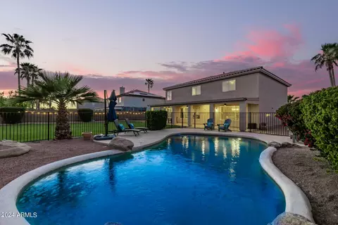 Exterior - 2537 E Sagebrush St, Gilbert, AZ 85296 photo 2 of 33