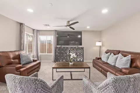 Living - 2537 E Sagebrush St, Gilbert, AZ 85296 photo 2 of 4