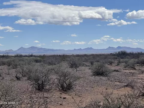40 Acres Presgrove Ln #-, Mcneal, AZ 85617