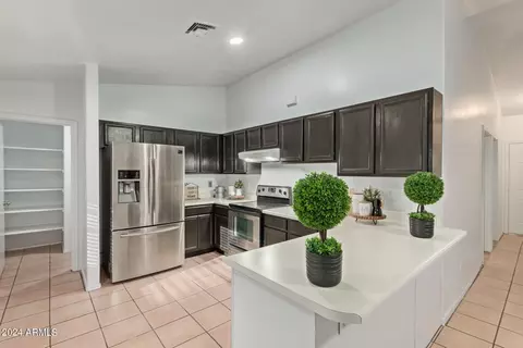 Kitchen - 452 S Silver Dr, Apache Junction, AZ 85120 photo 1 of 3