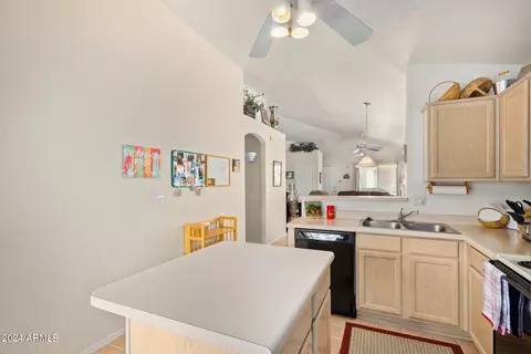 Kitchen - 5808 E Brown Rd #12, Mesa, AZ 85205 photo 4 of 4