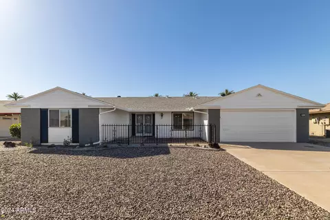 9241 W Arrowhead Dr, Sun City, AZ 85351
