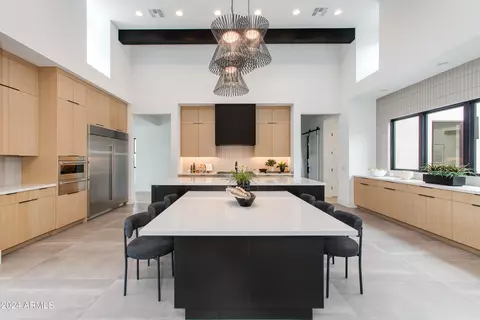 Kitchen - 4164 N 33rd St, Phoenix, AZ 85018 photo 1 of 5