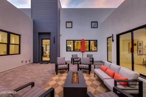 Exterior - 4164 N 33rd St, Phoenix, AZ 85018 photo 4 of 14