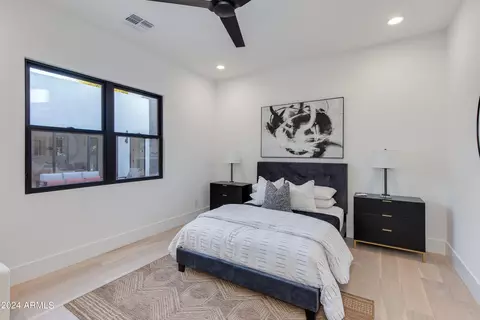 Bedroom - 4164 N 33rd St, Phoenix, AZ 85018 photo 4 of 4