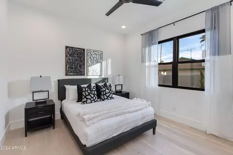 Bedroom - 4164 N 33rd St, Phoenix, AZ 85018 photo 3 of 4
