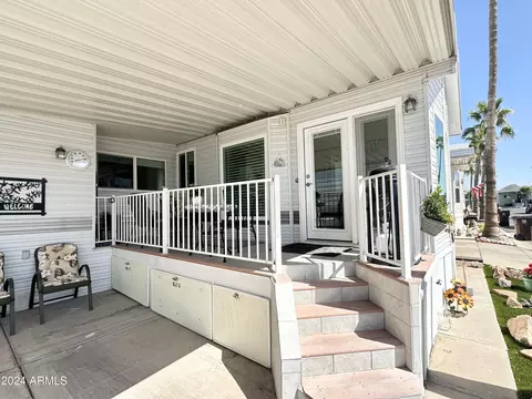 329 S Emerald Dr, Apache Junction, AZ 85120 photo 5