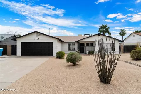 2501 W Acoma Dr, Phoenix, AZ 85023