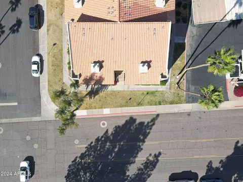 View/Area - 1820 E Morten Ave #225, Phoenix, AZ 85020 photo 12 of 15