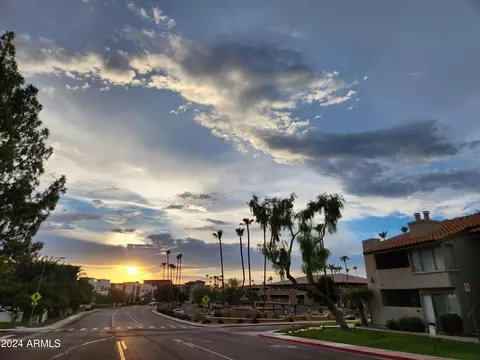 View/Area - 1820 E Morten Ave #225, Phoenix, AZ 85020 photo 15 of 15