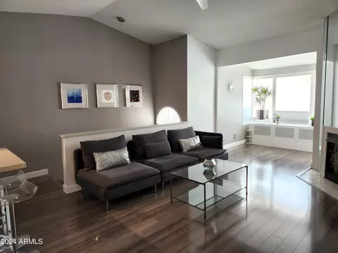 Living - 1820 E Morten Ave #225, Phoenix, AZ 85020 photo 1 of 5