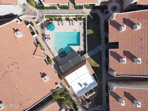 View/Area - 1820 E Morten Ave #225, Phoenix, AZ 85020 photo 11 of 15