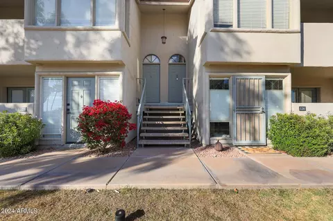 Exterior - 1820 E Morten Ave #225, Phoenix, AZ 85020 photo 1 of 2