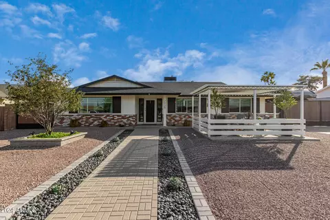 2929 E Cholla St, Phoenix, AZ 85028 photo 2