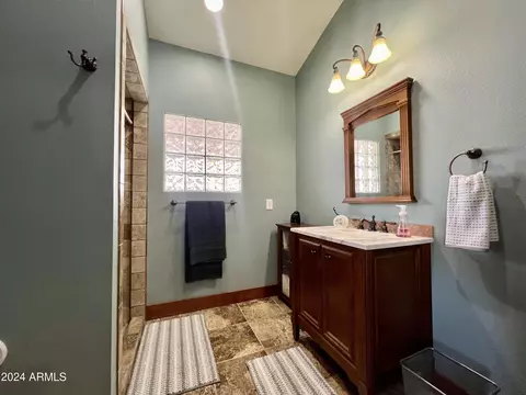 Bath - 2326 E Culver St, Phoenix, AZ 85006 photo 2 of 3