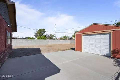 Exterior - 2326 E Culver St, Phoenix, AZ 85006 photo 9 of 10