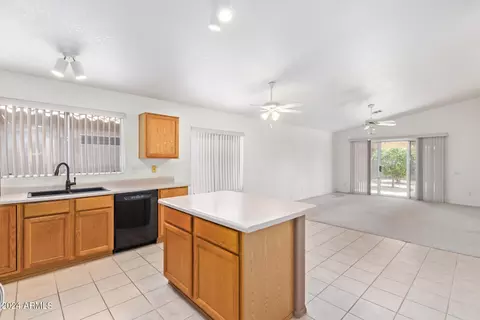 2315 E Monona Dr, Phoenix, AZ 85024 photo 9