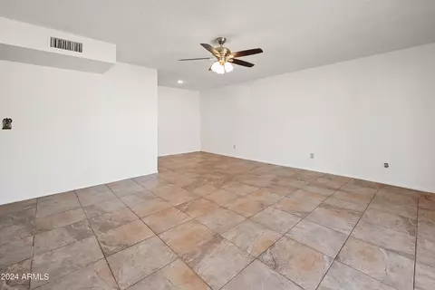 122 E June St, Mesa, AZ 85201 photo 8