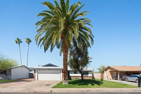 122 E June St, Mesa, AZ 85201 photo 3