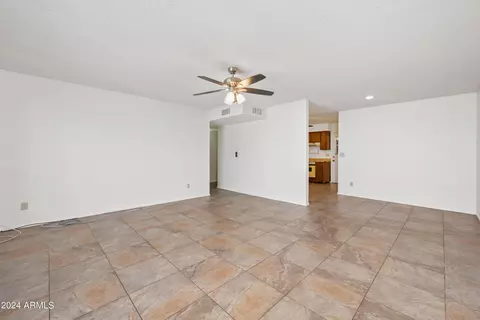 122 E June St, Mesa, AZ 85201 photo 9