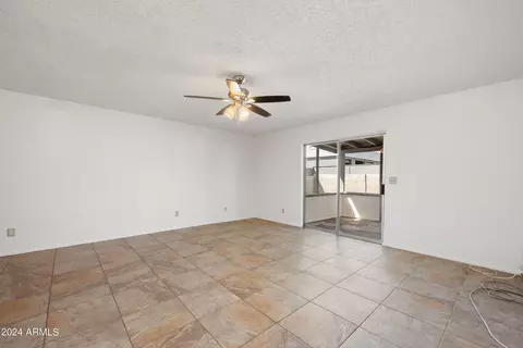 122 E June St, Mesa, AZ 85201 photo 7
