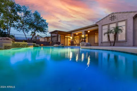 5320 S Dragoon Dr, Chandler, AZ 85249