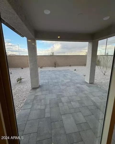 15538 W Hackamore Dr, Surprise, AZ 85387 photo 7