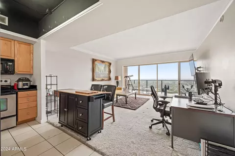 4750 N Central Ave #P16, Phoenix, AZ 85012