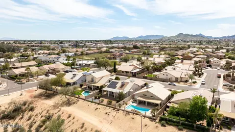 2138 E Angela Dr, Phoenix, AZ 85022 photo 30