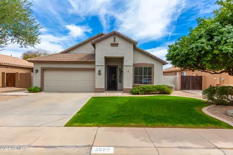 2589 S Buckaroo Trl, Gilbert, AZ 85295