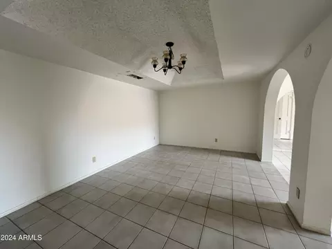 2309 E Gardenia Dr, Phoenix, AZ 85020 photo 7