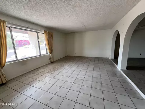 2309 E Gardenia Dr, Phoenix, AZ 85020 photo 4