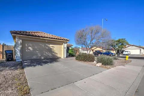 10512 E Arcadia Ave, Mesa, AZ 85208 photo 3