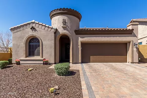 2042 N Canelo Hls, Mesa, AZ 85207