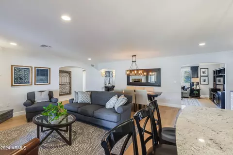 3033 N 49th Ct, Phoenix, AZ 85018 photo 19