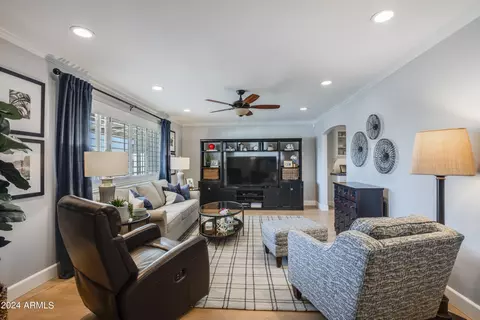 3033 N 49th Ct, Phoenix, AZ 85018 photo 7