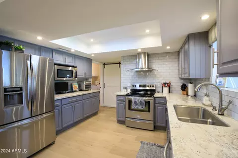 3033 N 49th Ct, Phoenix, AZ 85018 photo 25