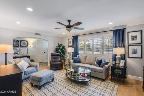 3033 N 49th Ct, Phoenix, AZ 85018 photo 8