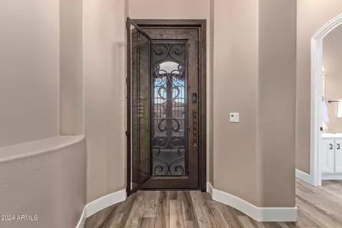 8346 E Jensen Cir, Mesa, AZ 85207 photo 5