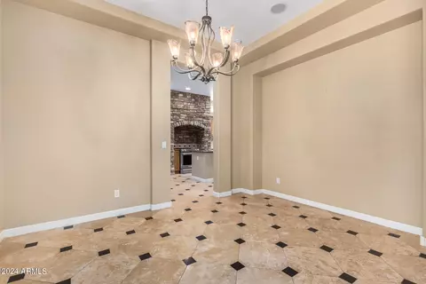 2140 E Caldwell St, Phoenix, AZ 85042 photo 8
