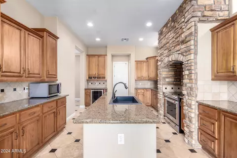 2140 E Caldwell St, Phoenix, AZ 85042 photo 11