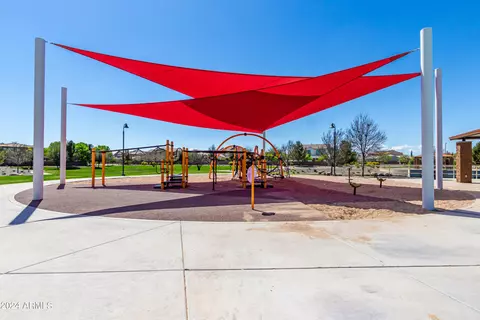 View/Area - 3475 E Indigo St, Gilbert, AZ 85298 photo 2 of 4